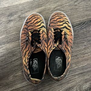 Tiger print vans size 8 women